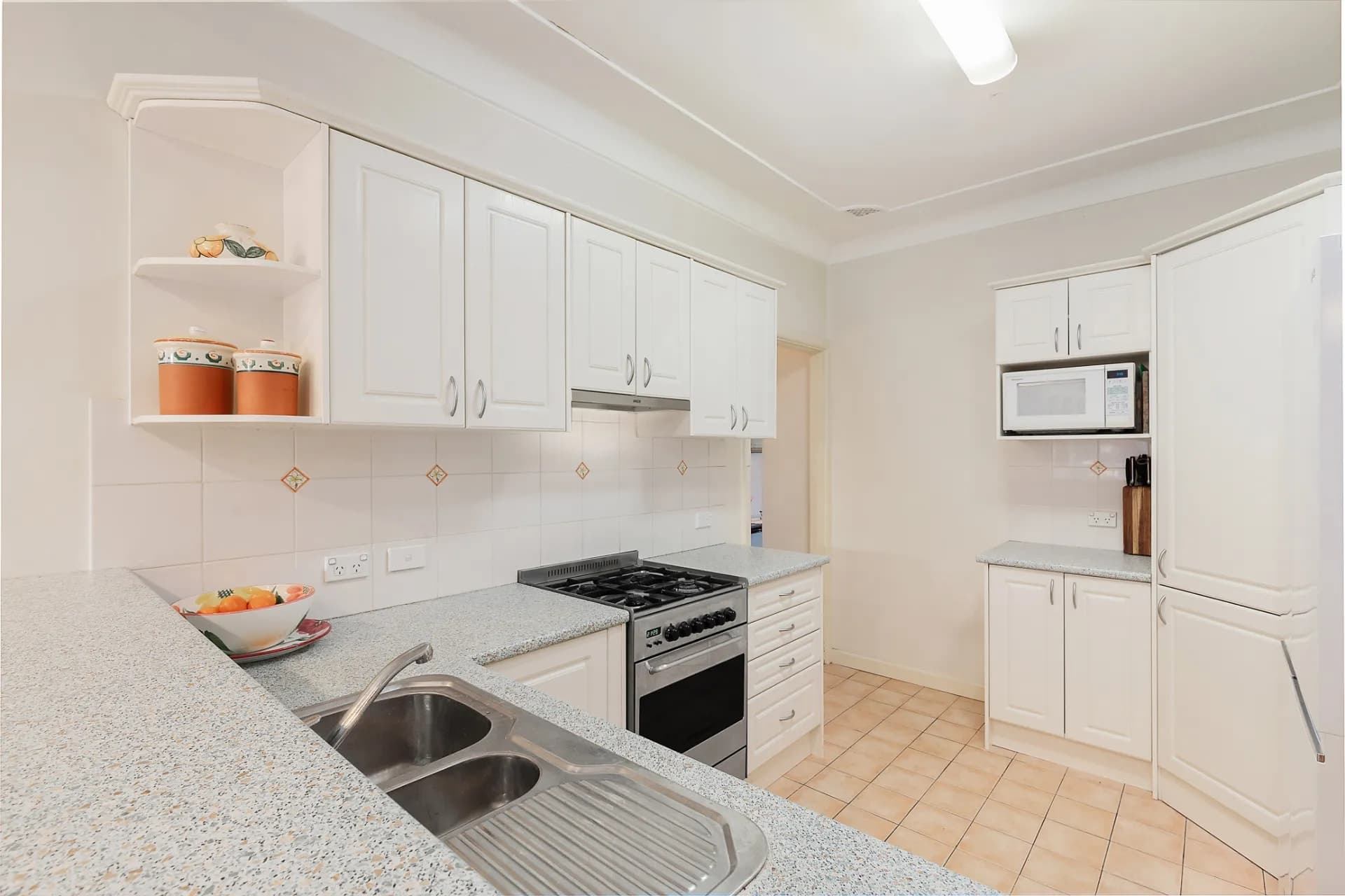 136 Wicks Road, North Ryde., North Ryde - Thumbnail 5