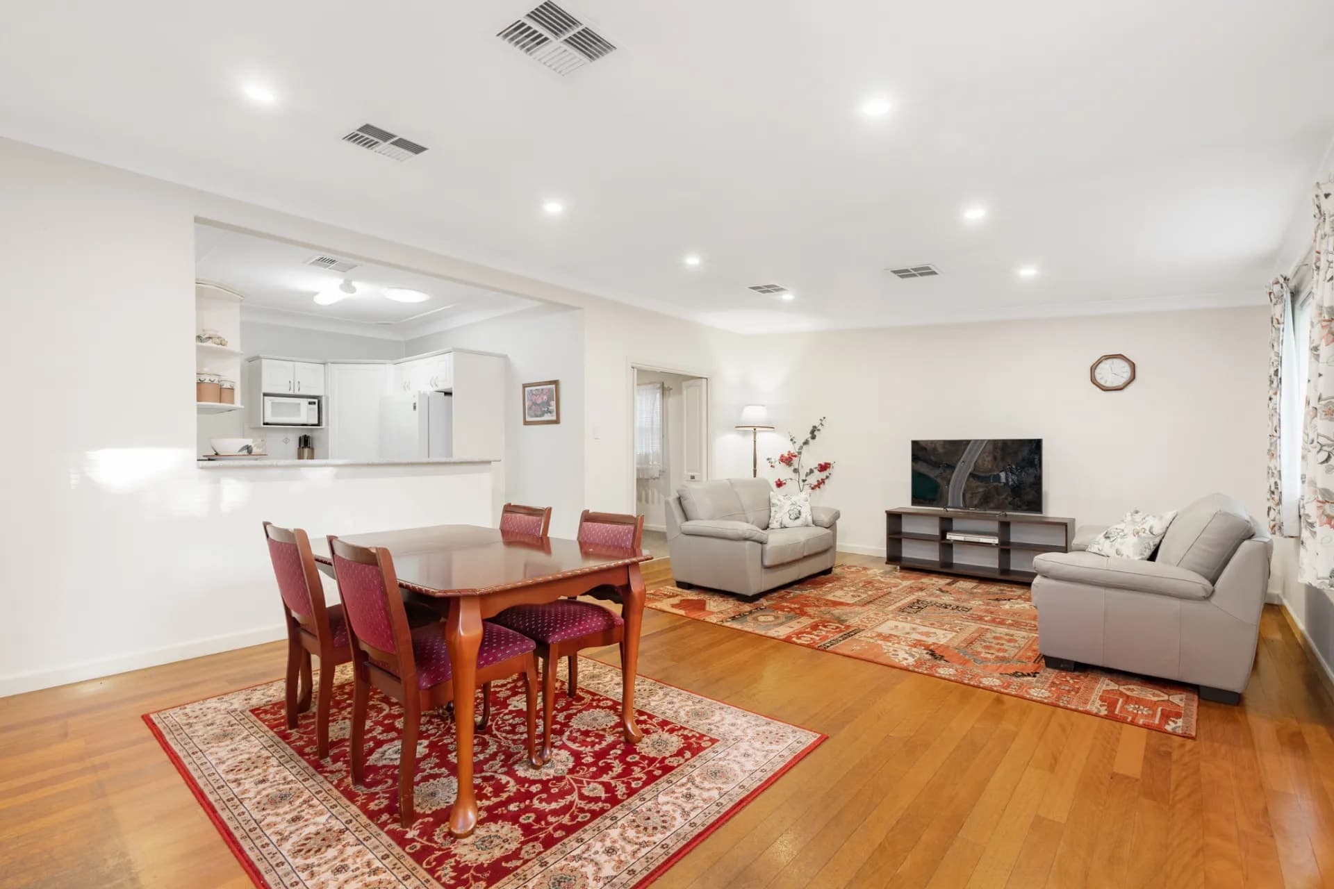 136 Wicks Road, North Ryde., North Ryde - Thumbnail 6