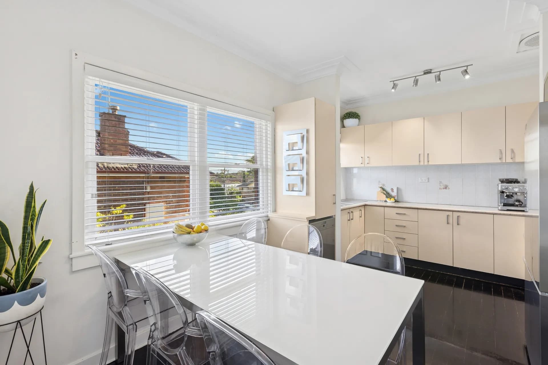 15 Woodbine Crescent, Ryde., Ryde - Thumbnail 5