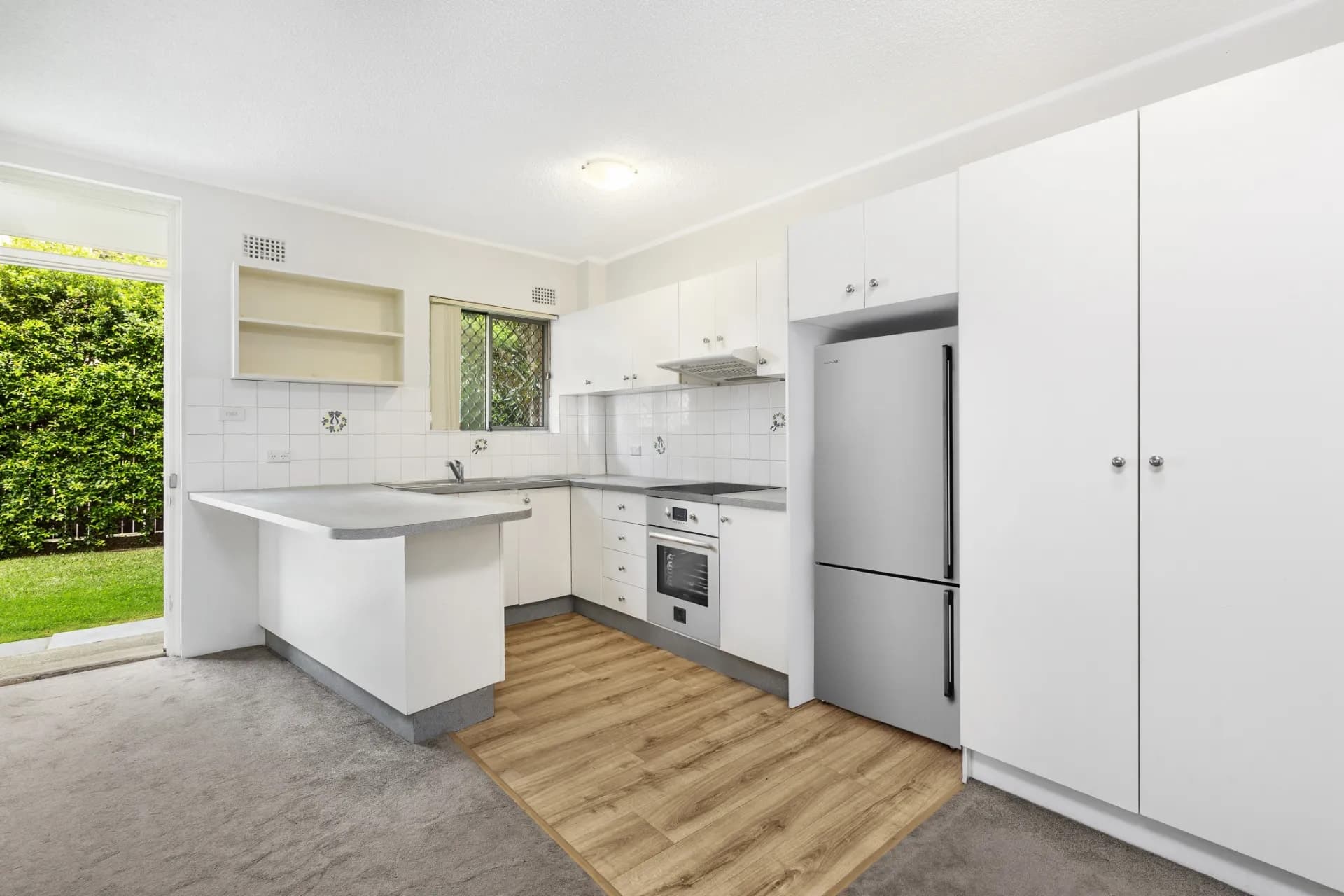3/3 Fairway Close, Manly Vale., Manly Vale - Thumbnail 2