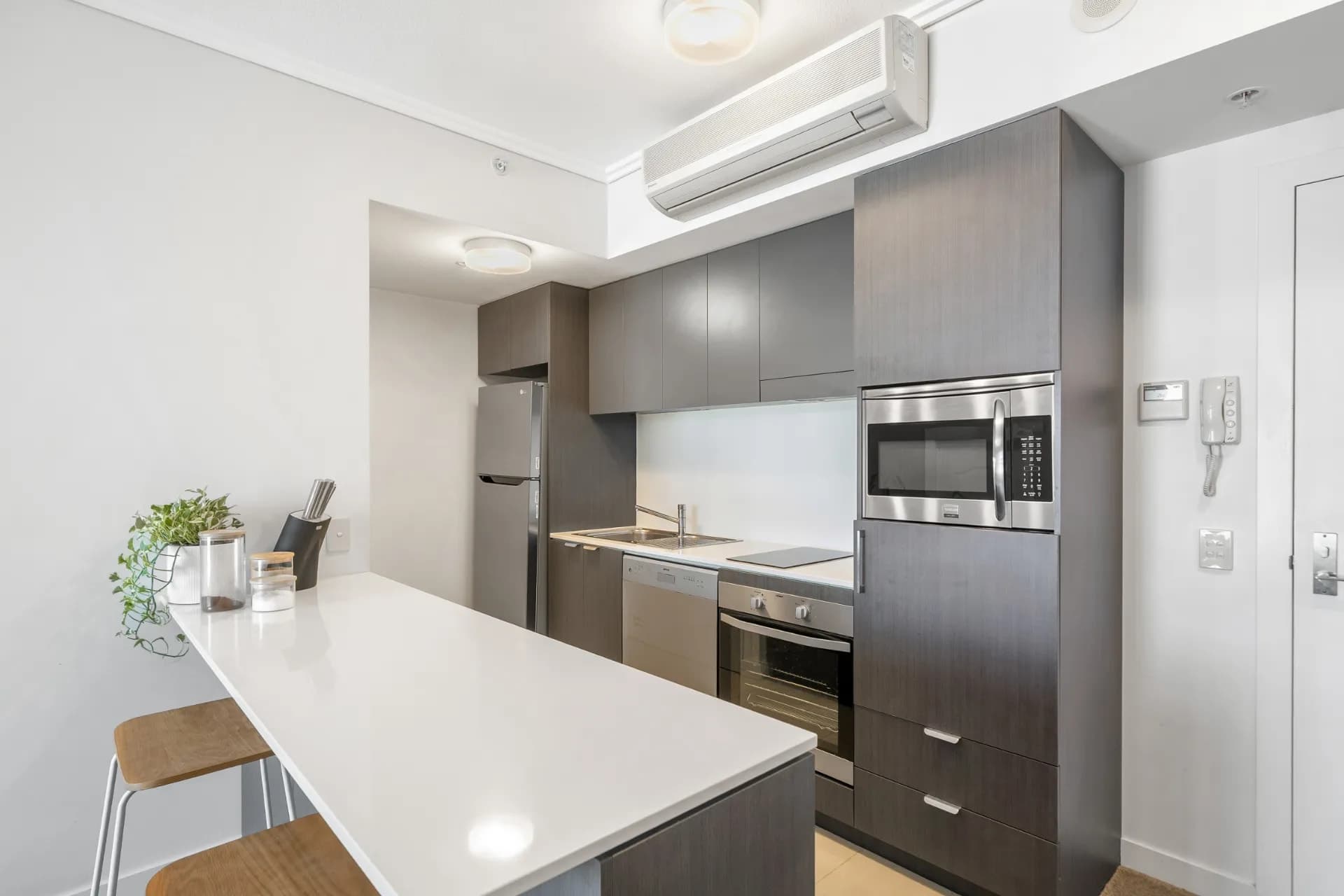 1902/25 Connor  Street, Fortitude Valley., Fortitude Valley - Thumbnail 2
