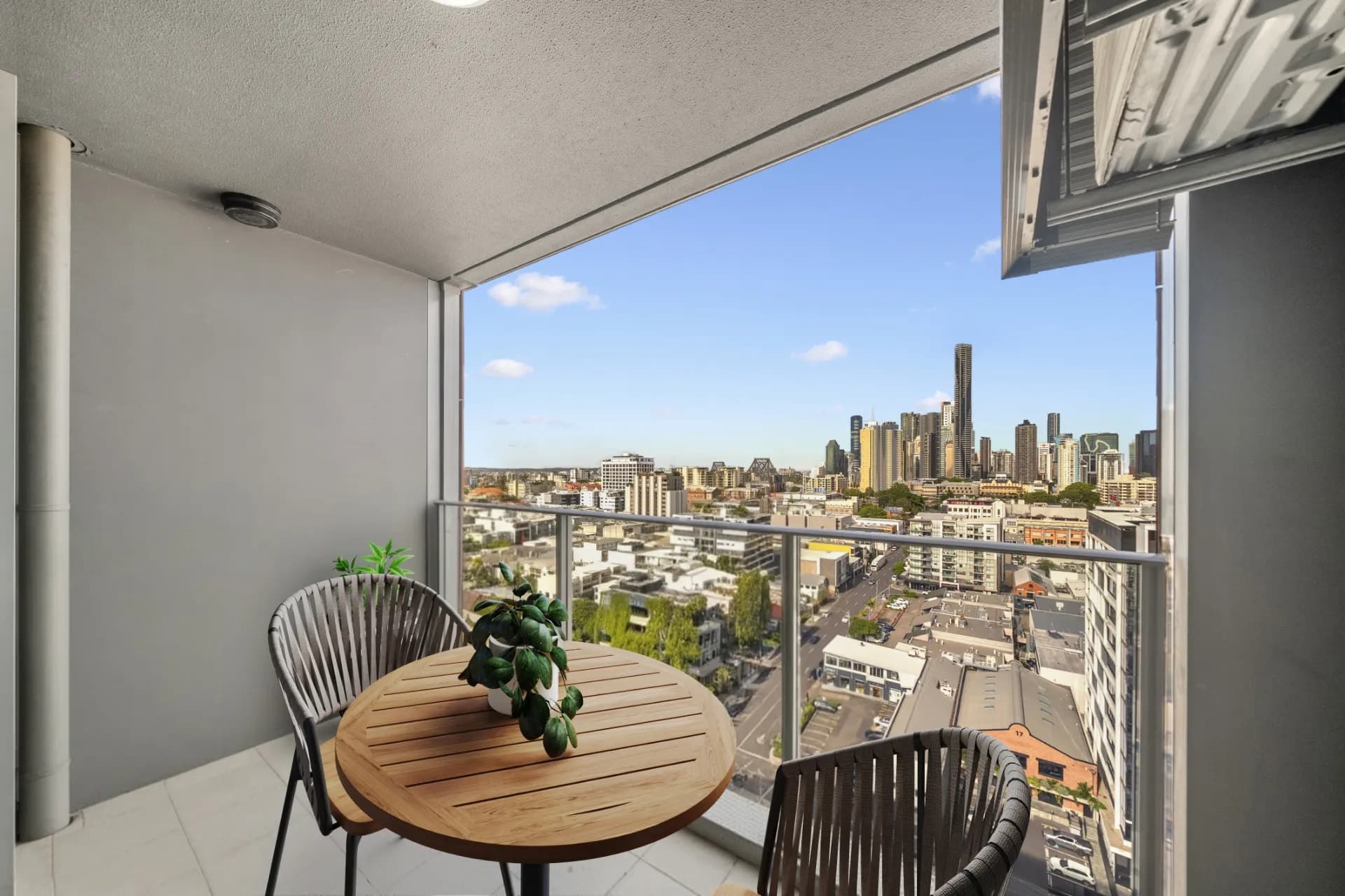 1902/25 Connor  Street, Fortitude Valley., Fortitude Valley - Thumbnail 4
