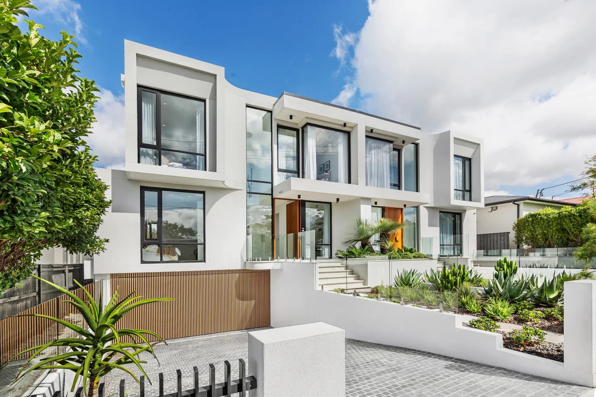 97a Tennyson  Road, Tennyson Point., Tennyson Point - Thumbnail 2
