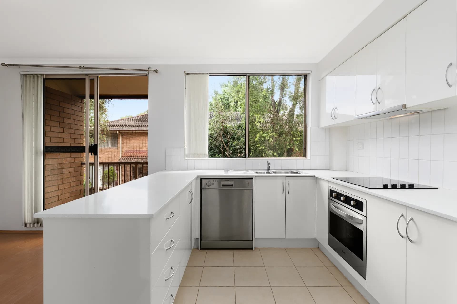 15/7-15 Taranto Road, Marsfield., Marsfield - Thumbnail 2