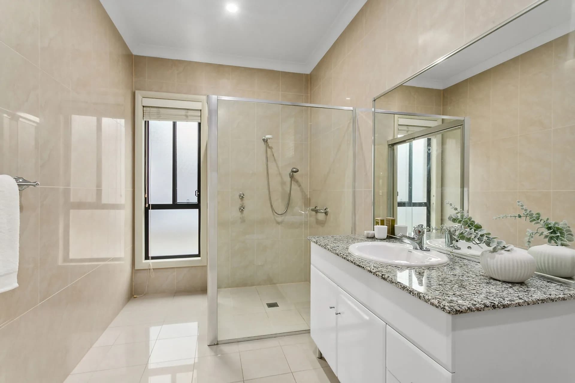8 Nicoll Avenue, Ryde., Ryde - Thumbnail 8