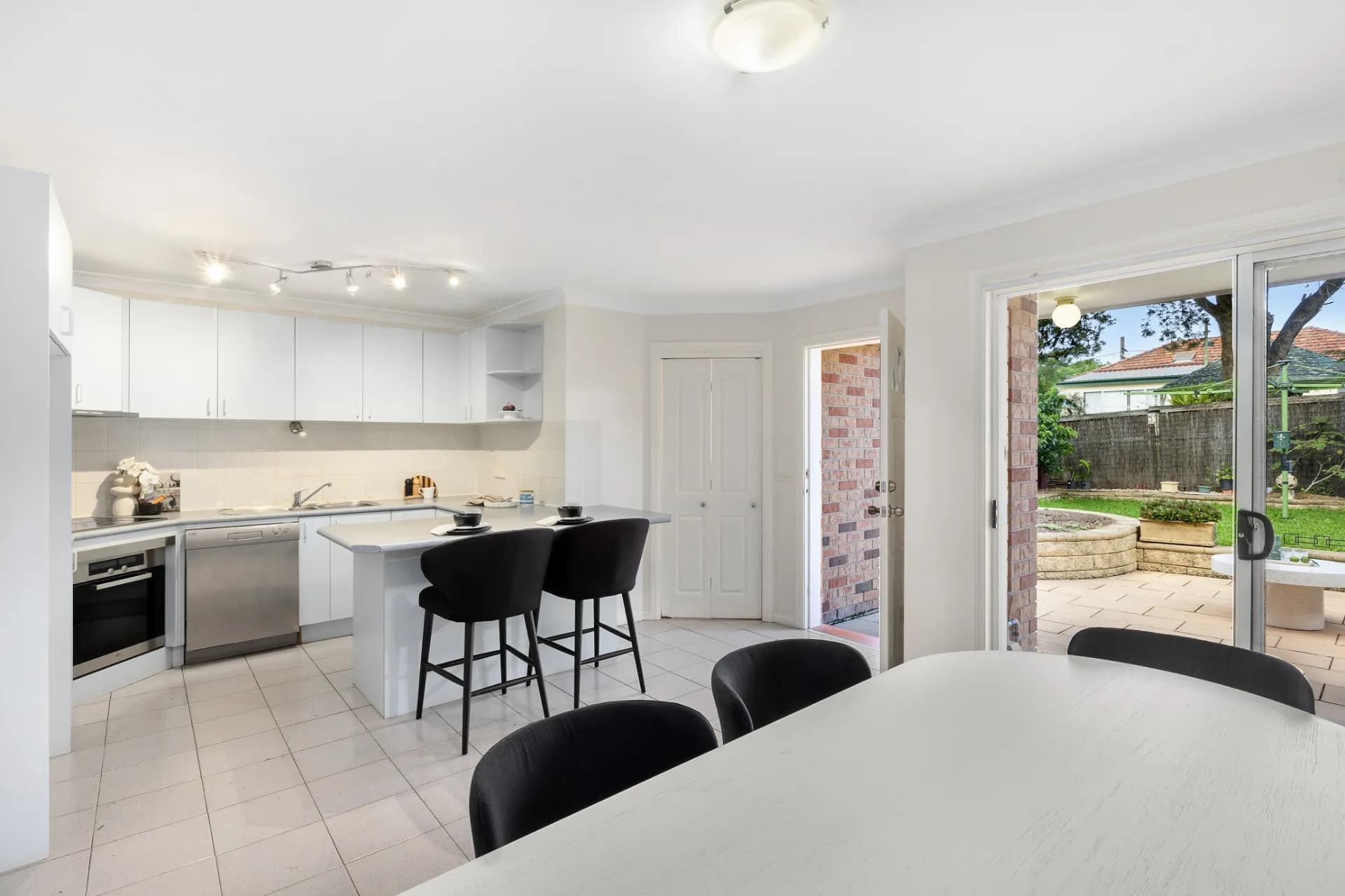 73 Wicks Road, North Ryde., North Ryde - Thumbnail 3