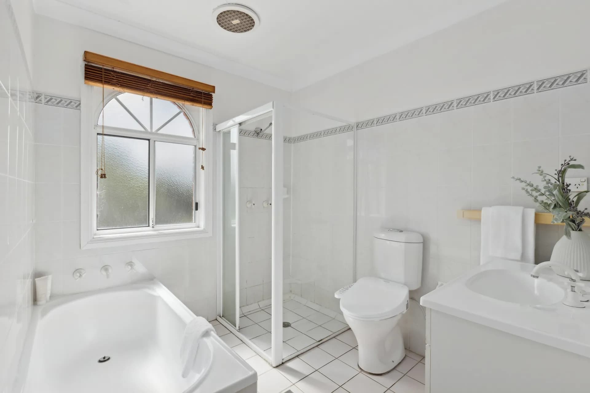 73 Wicks Road, North Ryde., North Ryde - Thumbnail 6