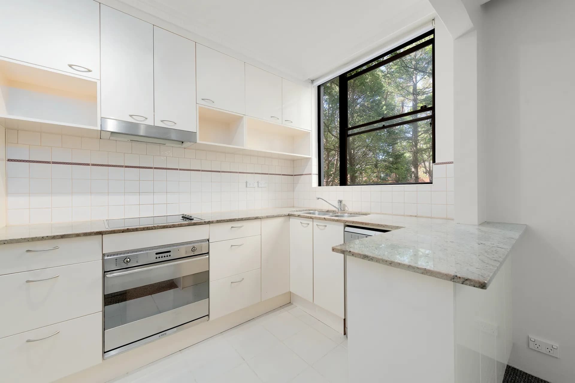 2B/8-12 Sutherland Road, Chatswood., Chatswood - Thumbnail 3