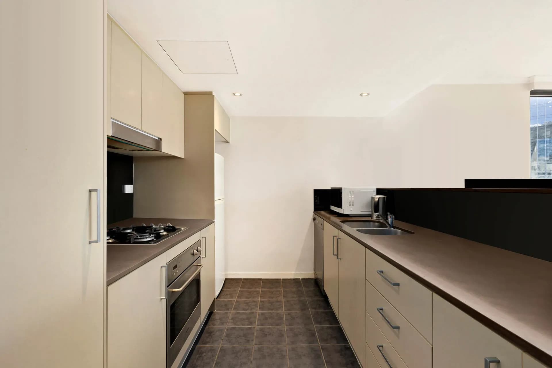 1001/140 Church Street, Parramatta., Parramatta - Thumbnail 4