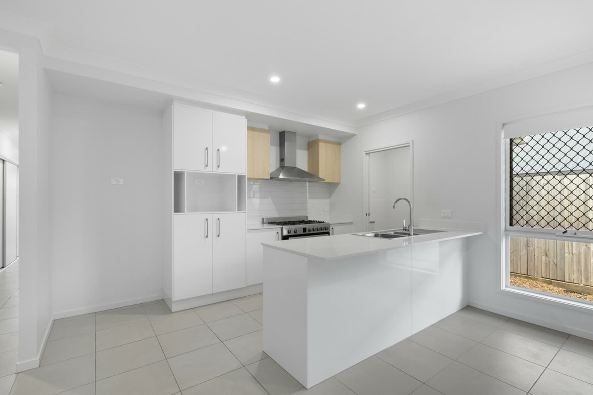 28 Lochridge Street, Thornlands, Thornlands - Thumbnail 2