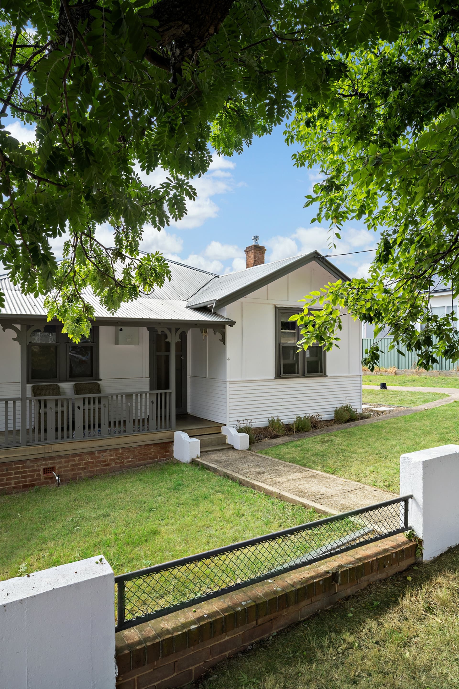 4 Raven Street, Yass, Yass - Image 1