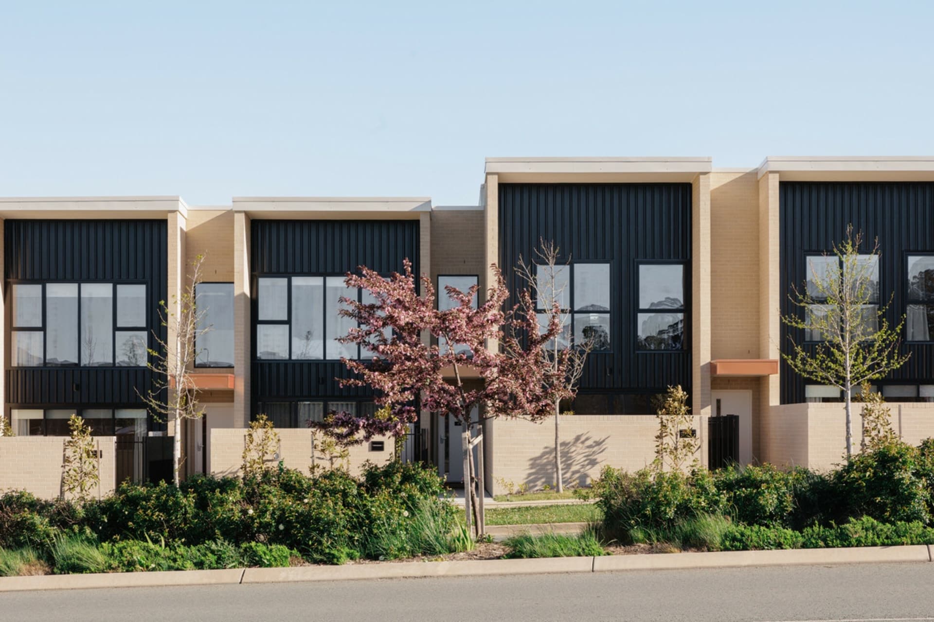 Mio, 20 Edward Drive, Googong, Googong - Image 1