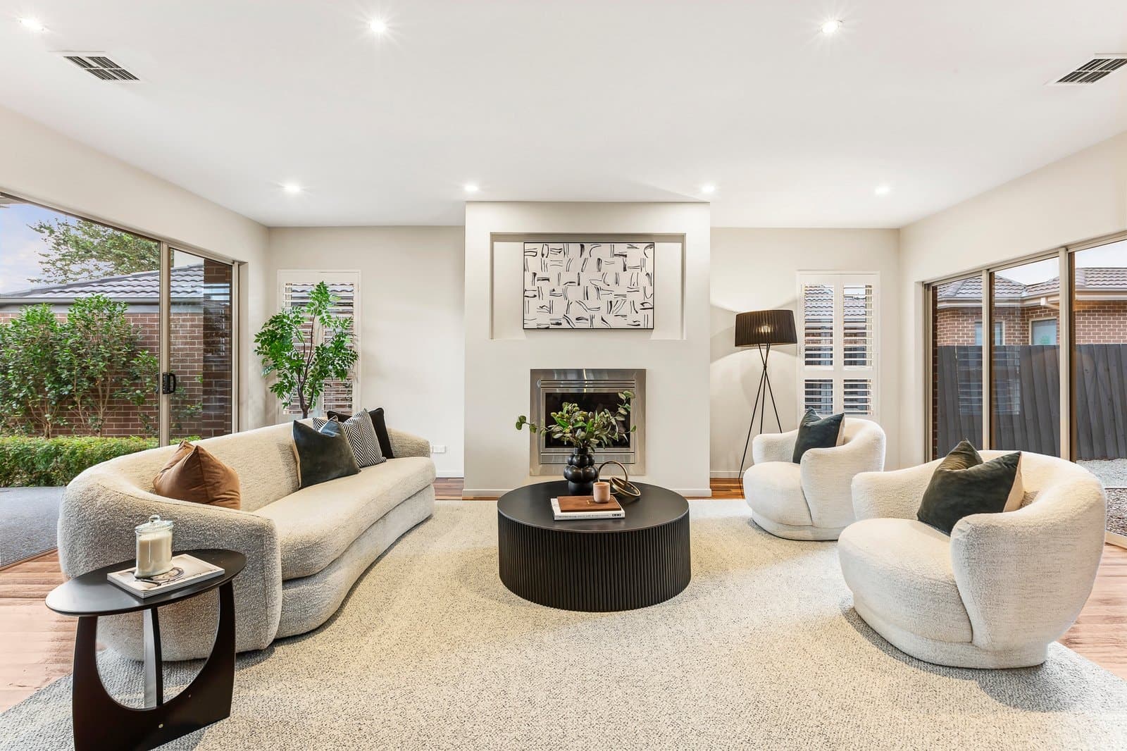 67 Medina Road, Glen Waverley, Glen Waverley - Thumbnail 2