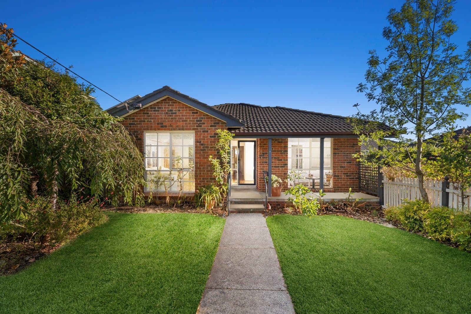 1/7 Church Street, Burwood, Burwood - Image 1