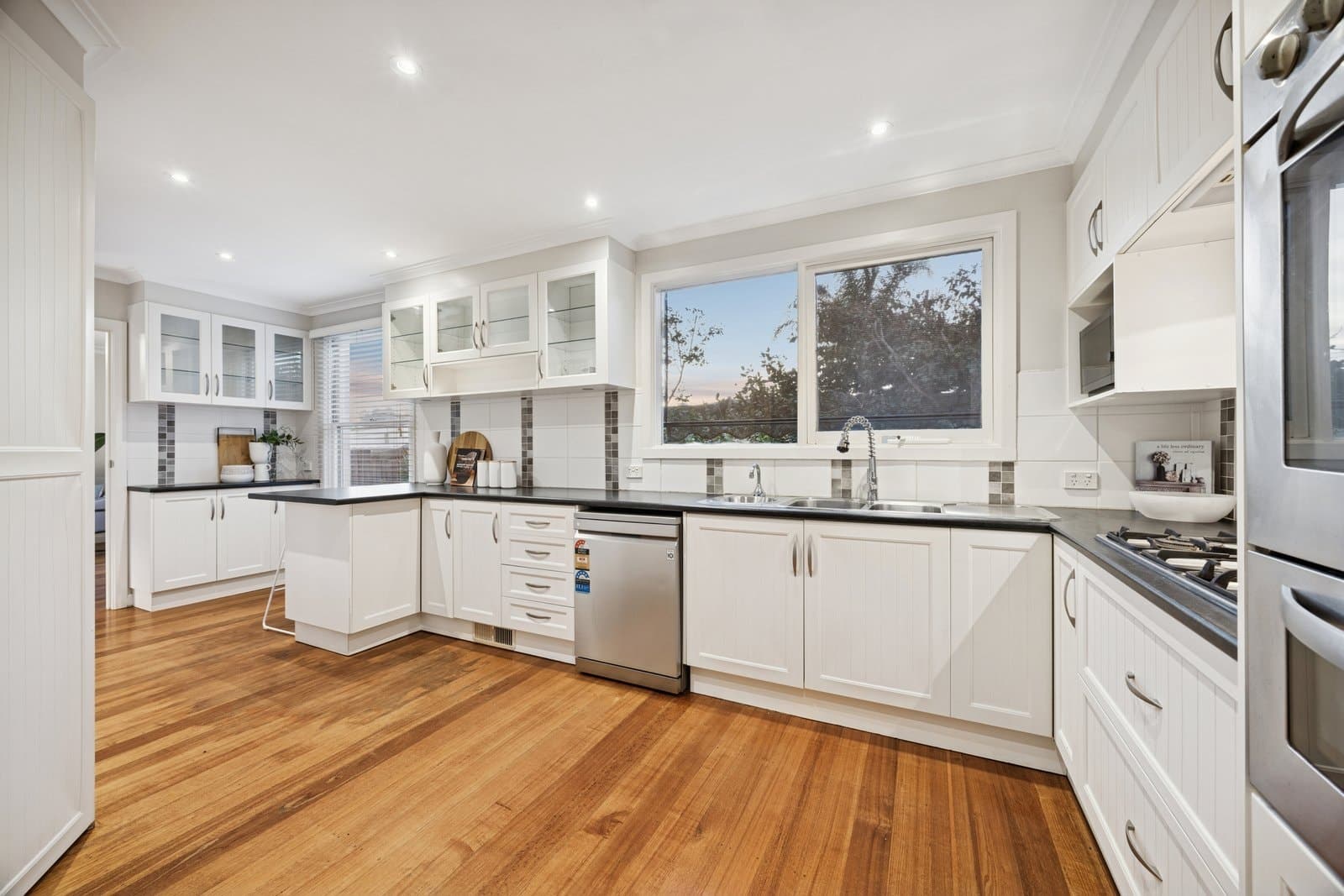 7 Huntly Close, Dingley Village, Dingley Village - Thumbnail 5