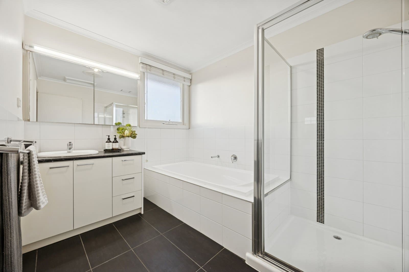 7 Huntly Close, Dingley Village, Dingley Village - Thumbnail 8