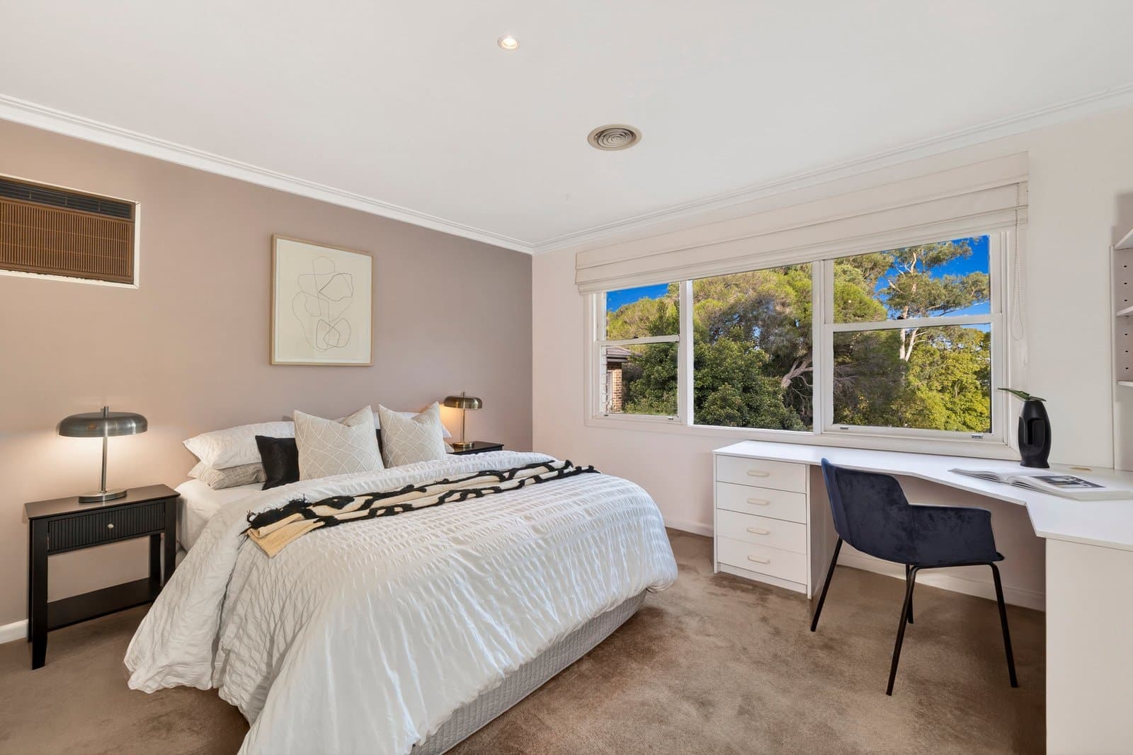 8 Belinda Crescent, Wheelers Hill, Wheelers Hill - Thumbnail 8