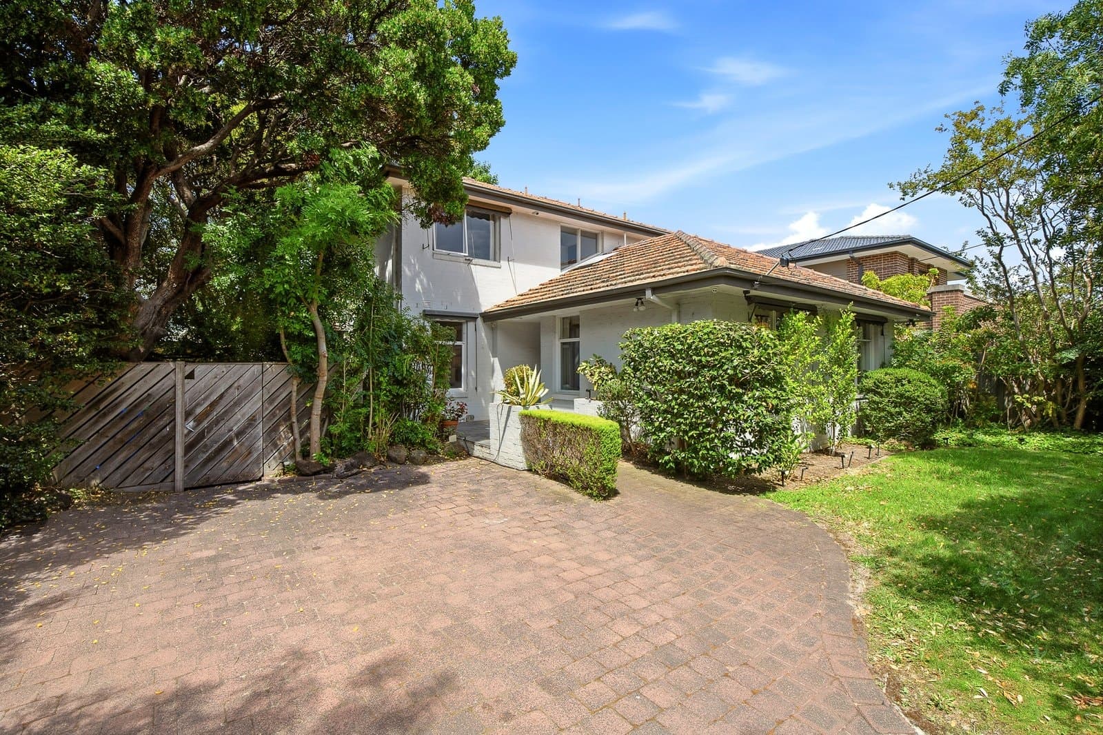 1 Eloura Avenue, Brighton East, Brighton East - Thumbnail 2