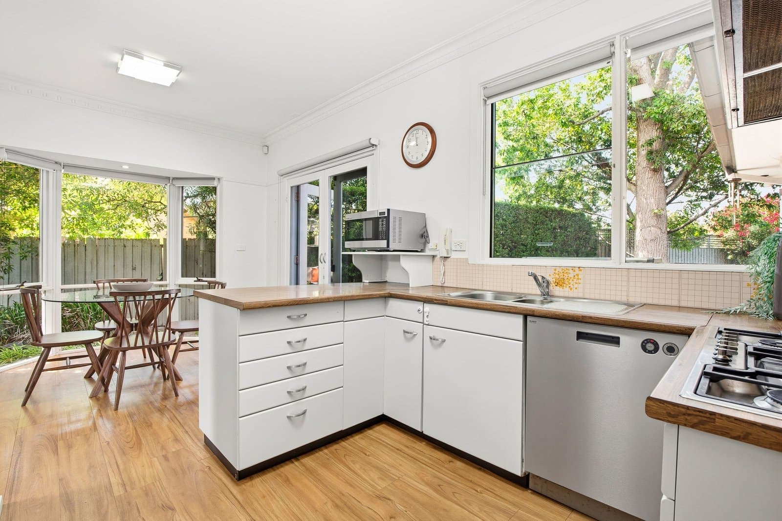 1 Eloura Avenue, Brighton East, Brighton East - Thumbnail 7