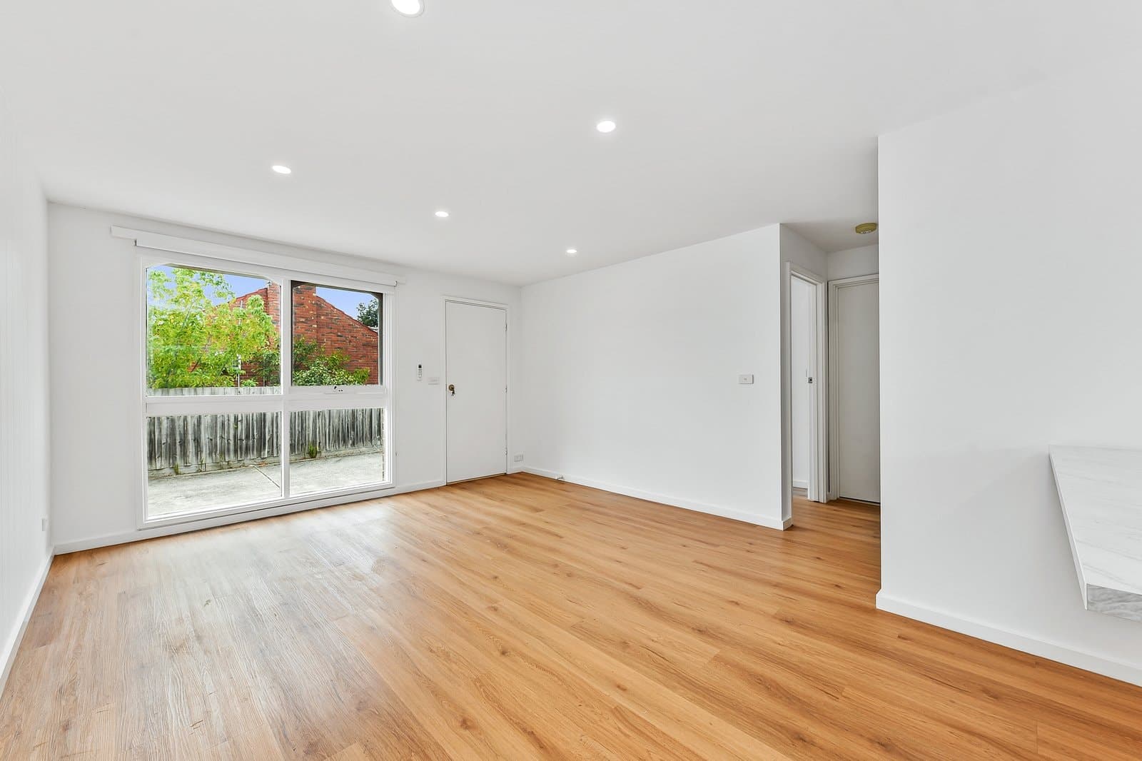 2/25 Chauvel Street, Bentleigh East, Bentleigh East - Thumbnail 2