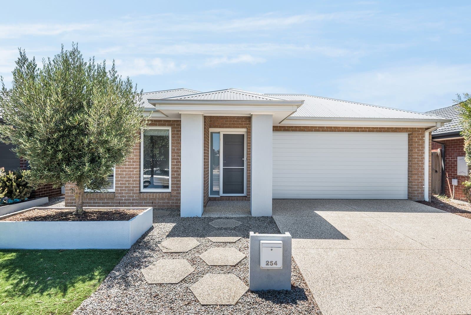 254 Warralily Boulevard, Armstrong Creek, Armstrong Creek - Image 1