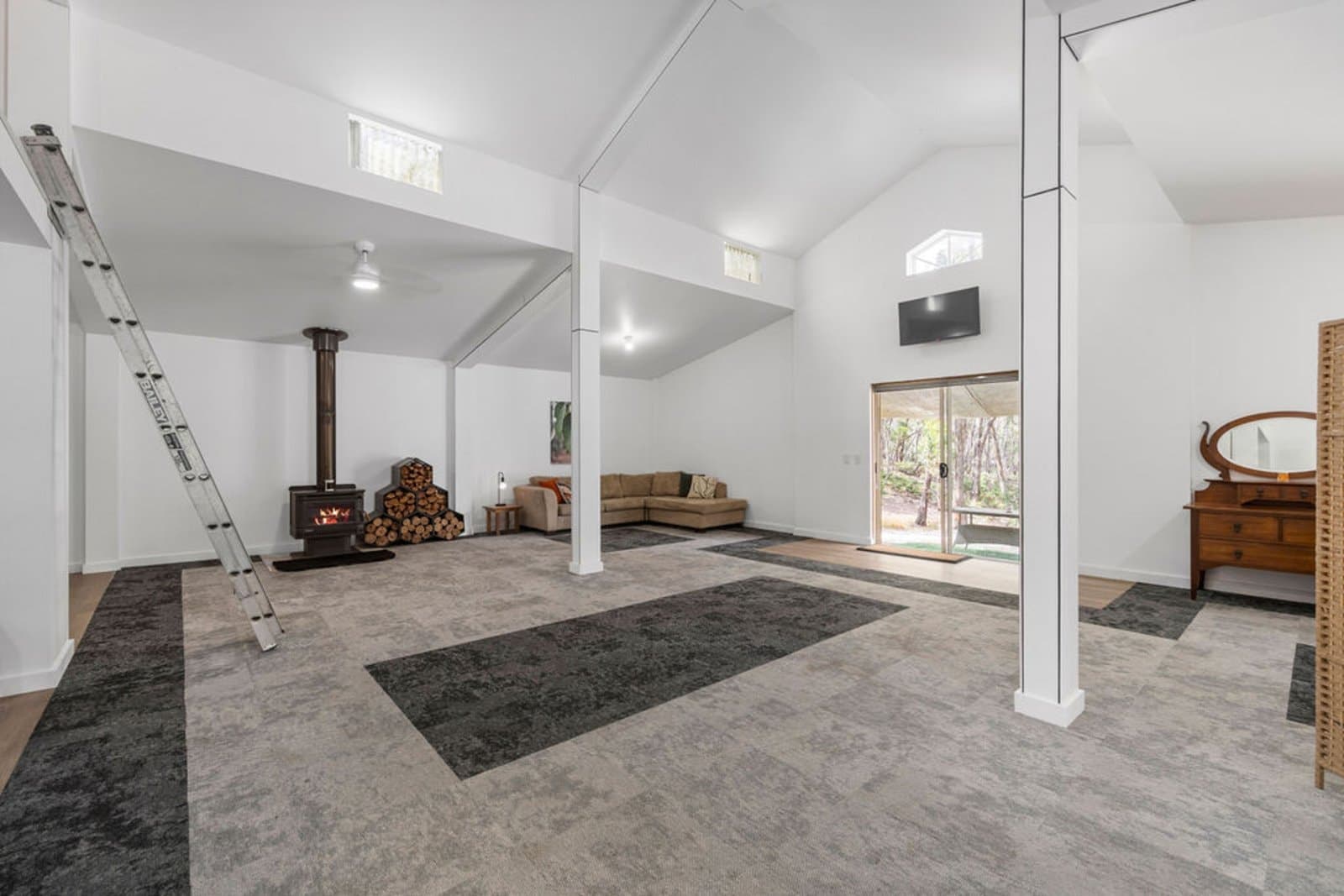 210 Kookaburra Road, Lal Lal, Lal Lal - Thumbnail 4