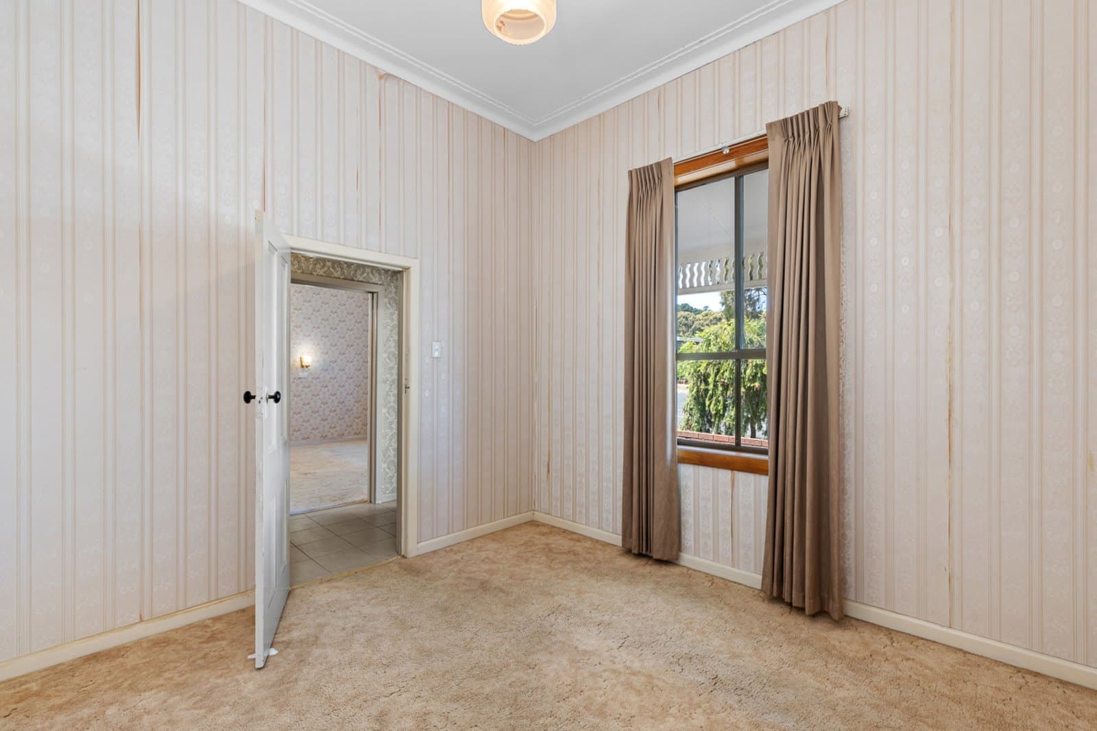311 Peel Street, Black Hill, Black Hill - Thumbnail 7