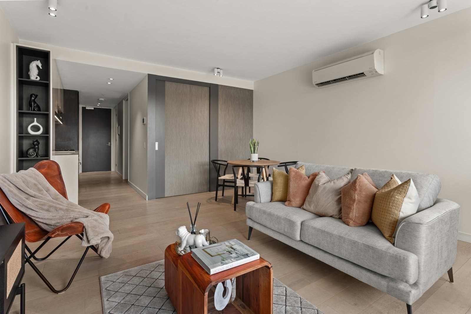 208/828 Burke Road, Camberwell, Camberwell - Thumbnail 2
