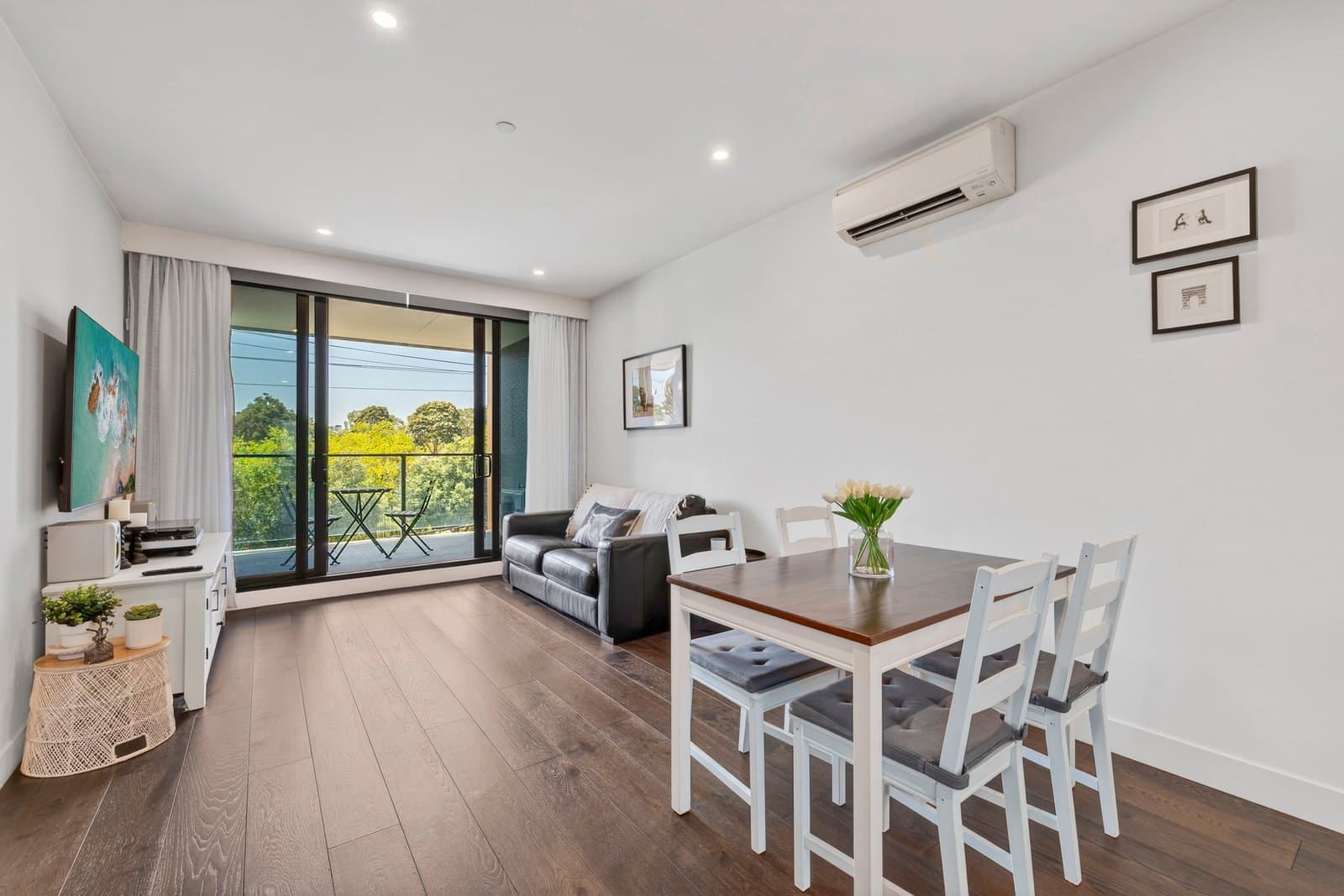 214/28 Swindon Road, Hughesdale, Hughesdale - Thumbnail 2