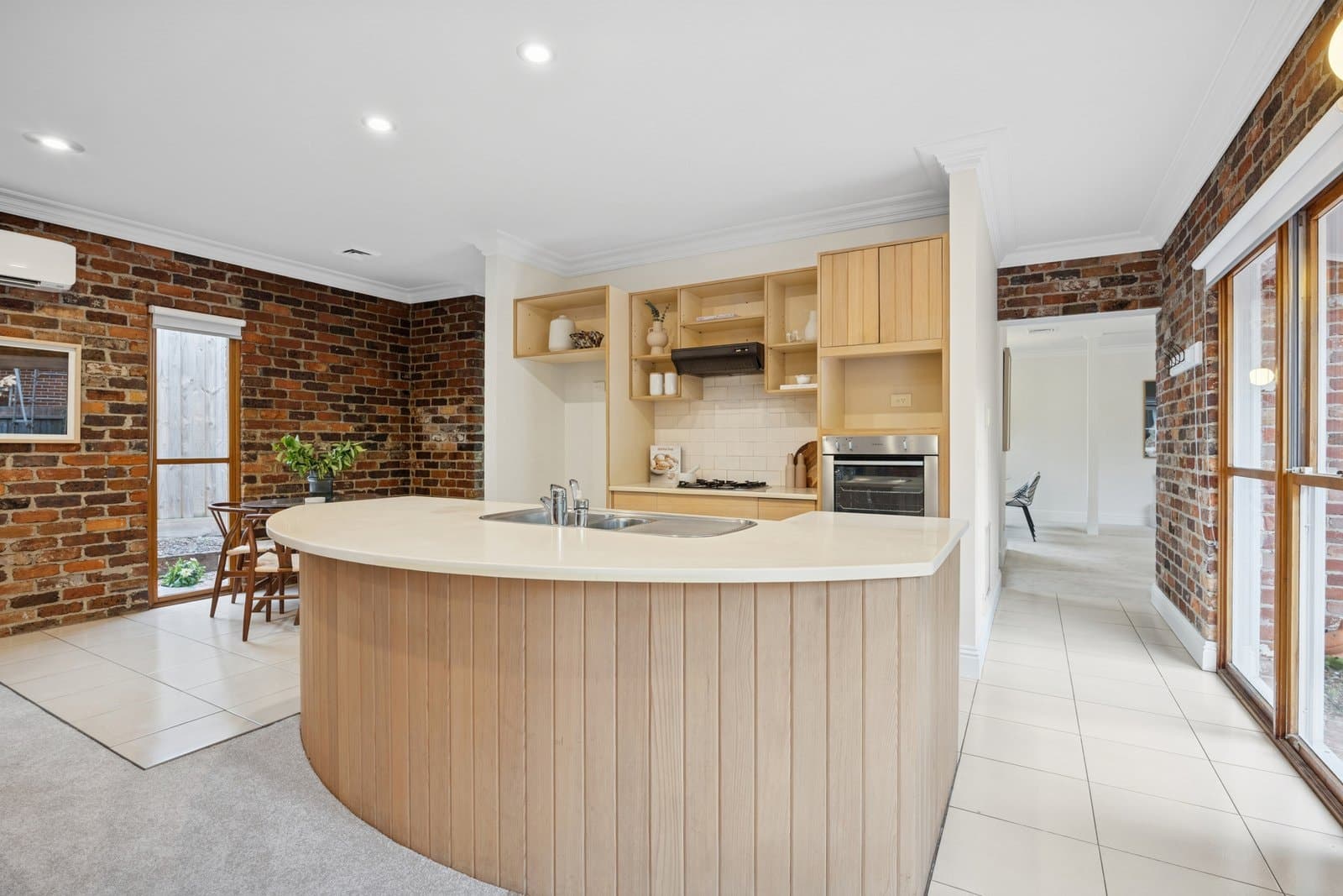 27 Elliott Crescent, Dingley Village, Dingley Village - Thumbnail 7