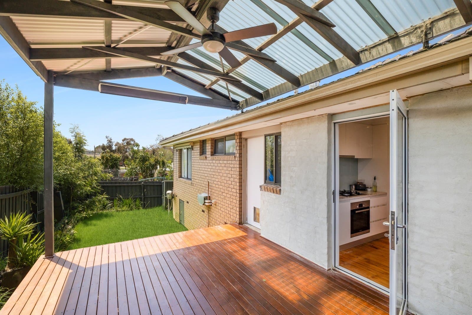16/114-118 Ferntree Gully Road, Oakleigh East, Oakleigh East - Image 1