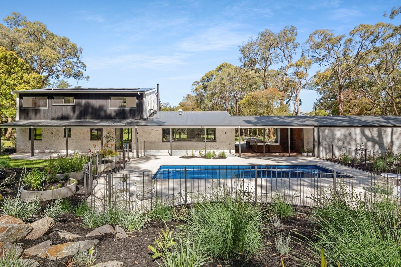 186 Point Leo Road, Red Hill South, Red Hill South - Thumbnail 2