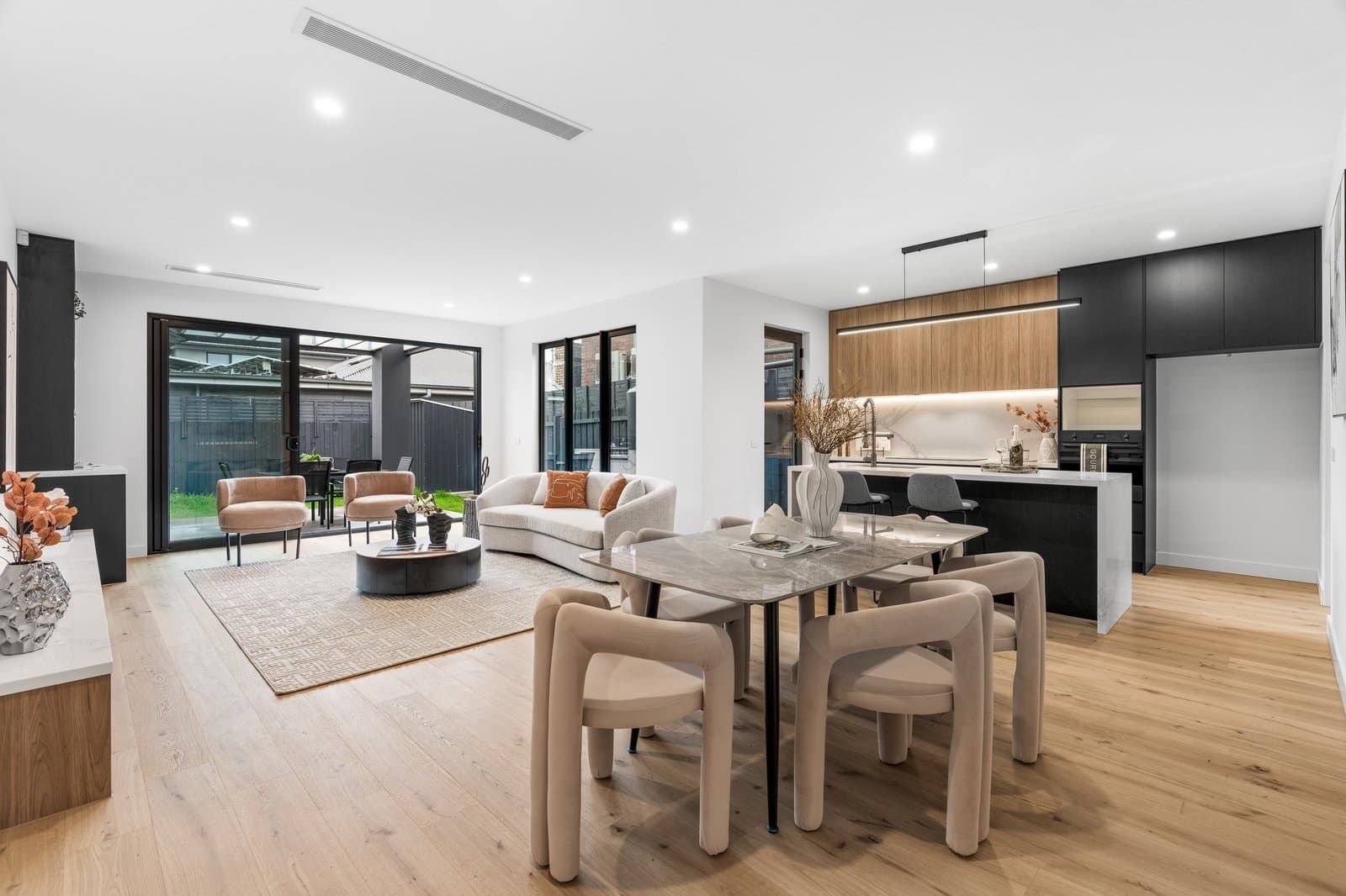 69b Tambet Street, Bentleigh East, Bentleigh East - Thumbnail 2