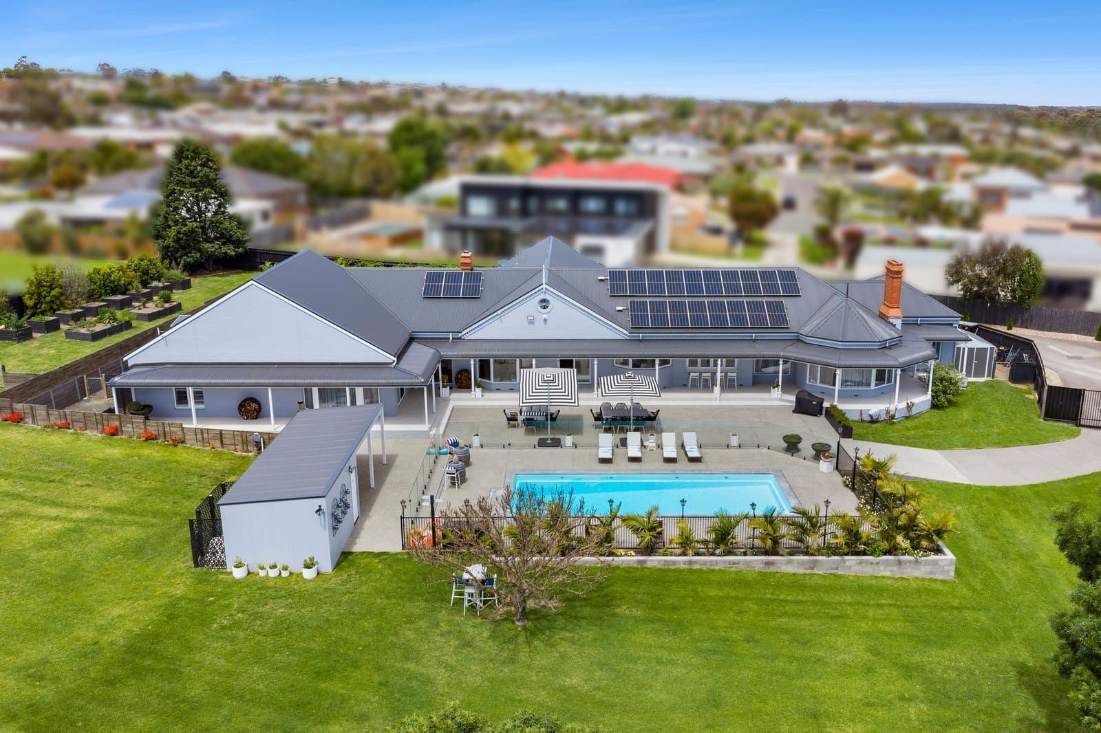 12 Dahlhaus Court, Leopold, Leopold - Image 1