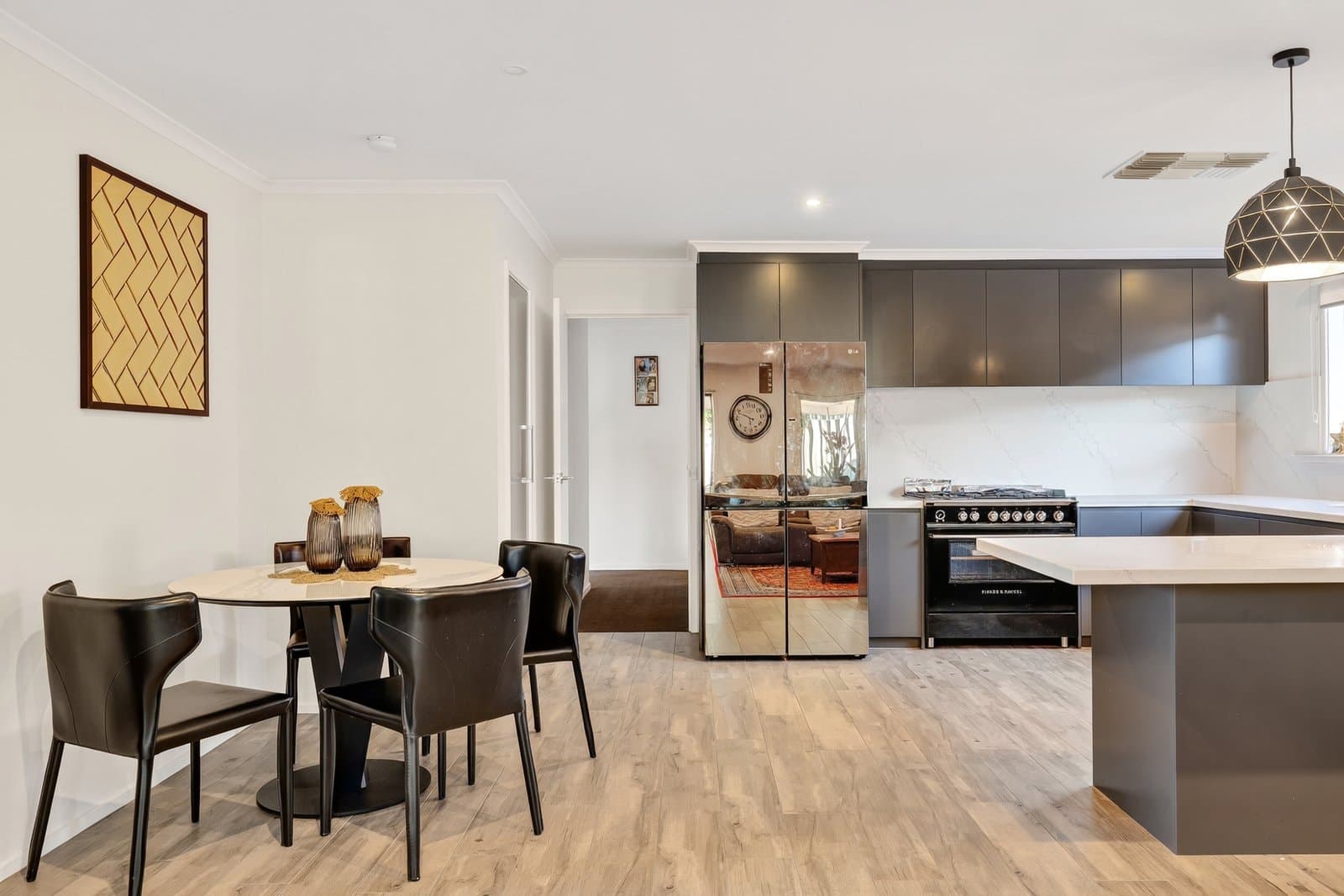 7 Benambra Street, Oakleigh South, Oakleigh South - Thumbnail 4