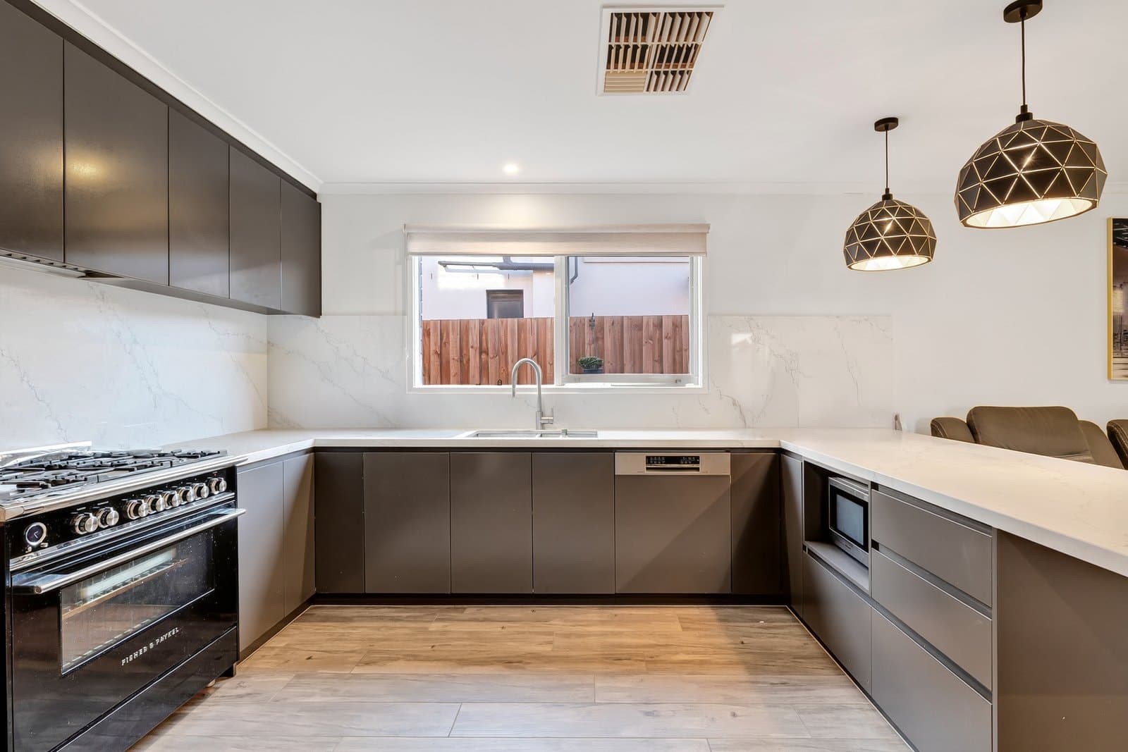 7 Benambra Street, Oakleigh South, Oakleigh South - Thumbnail 5