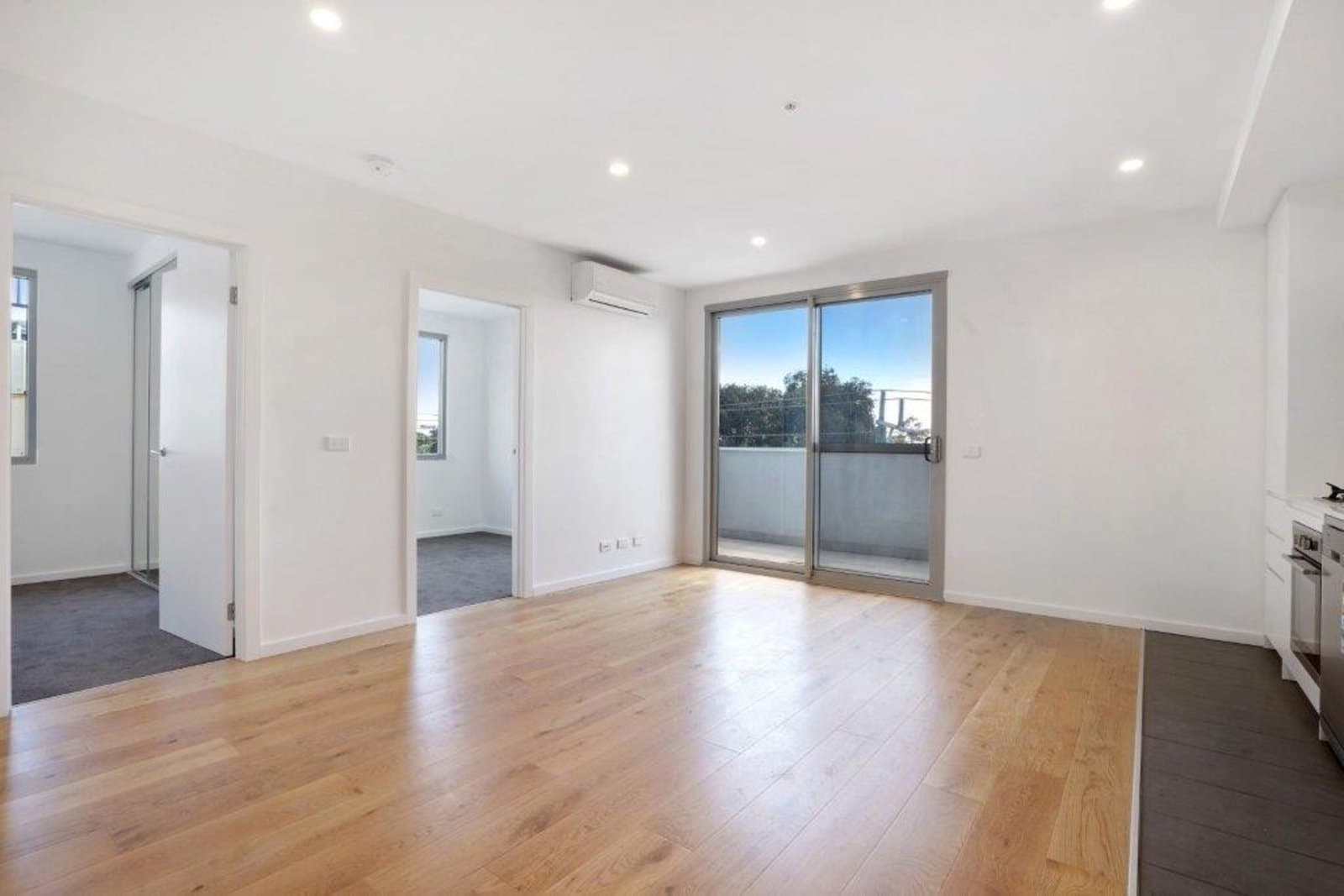 307/16 Dalgety Street, Oakleigh, Oakleigh - Thumbnail 2