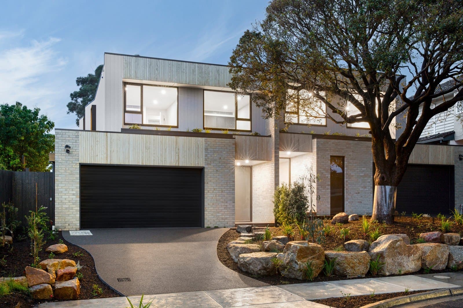 1a Woodall Street, Black Rock, Black Rock - Image 1