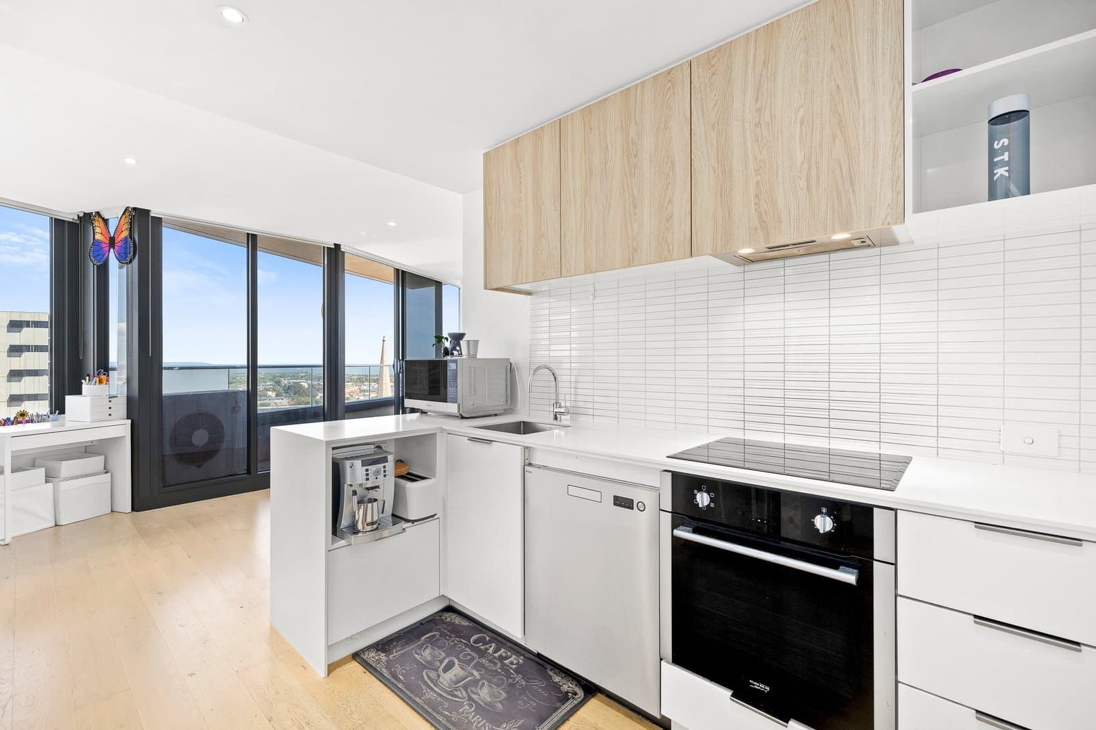 1007/3-5 St Kilda Road, St Kilda, St Kilda - Thumbnail 2