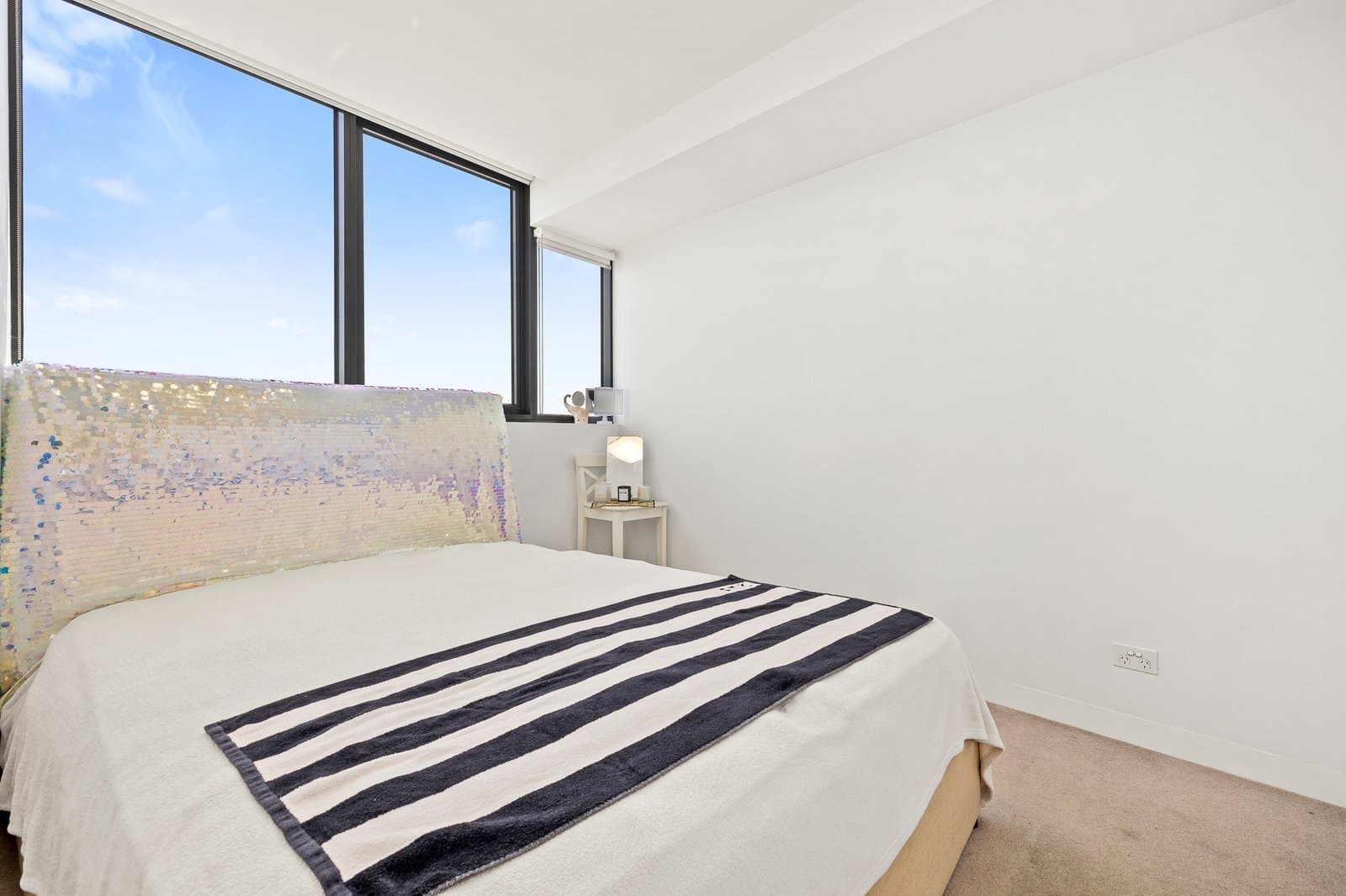 1007/3-5 St Kilda Road, St Kilda, St Kilda - Thumbnail 3