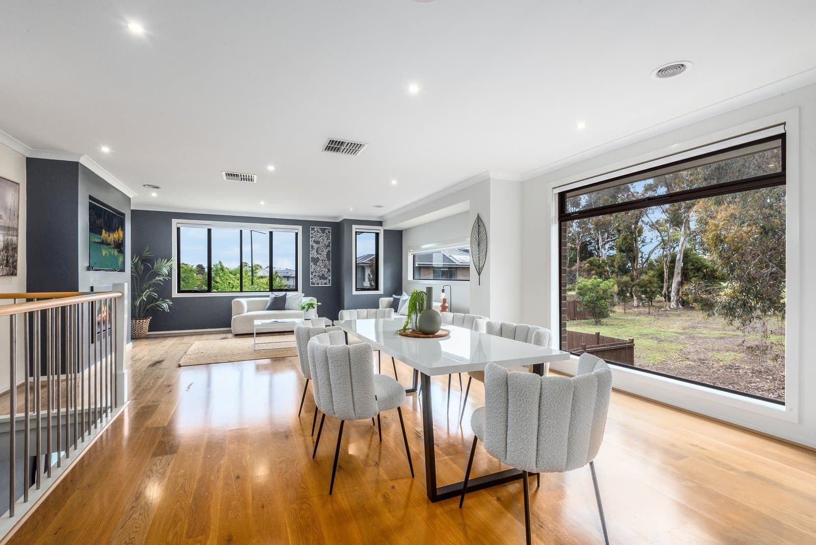 100 Rutledge Boulevard, North Geelong, North Geelong - Thumbnail 3