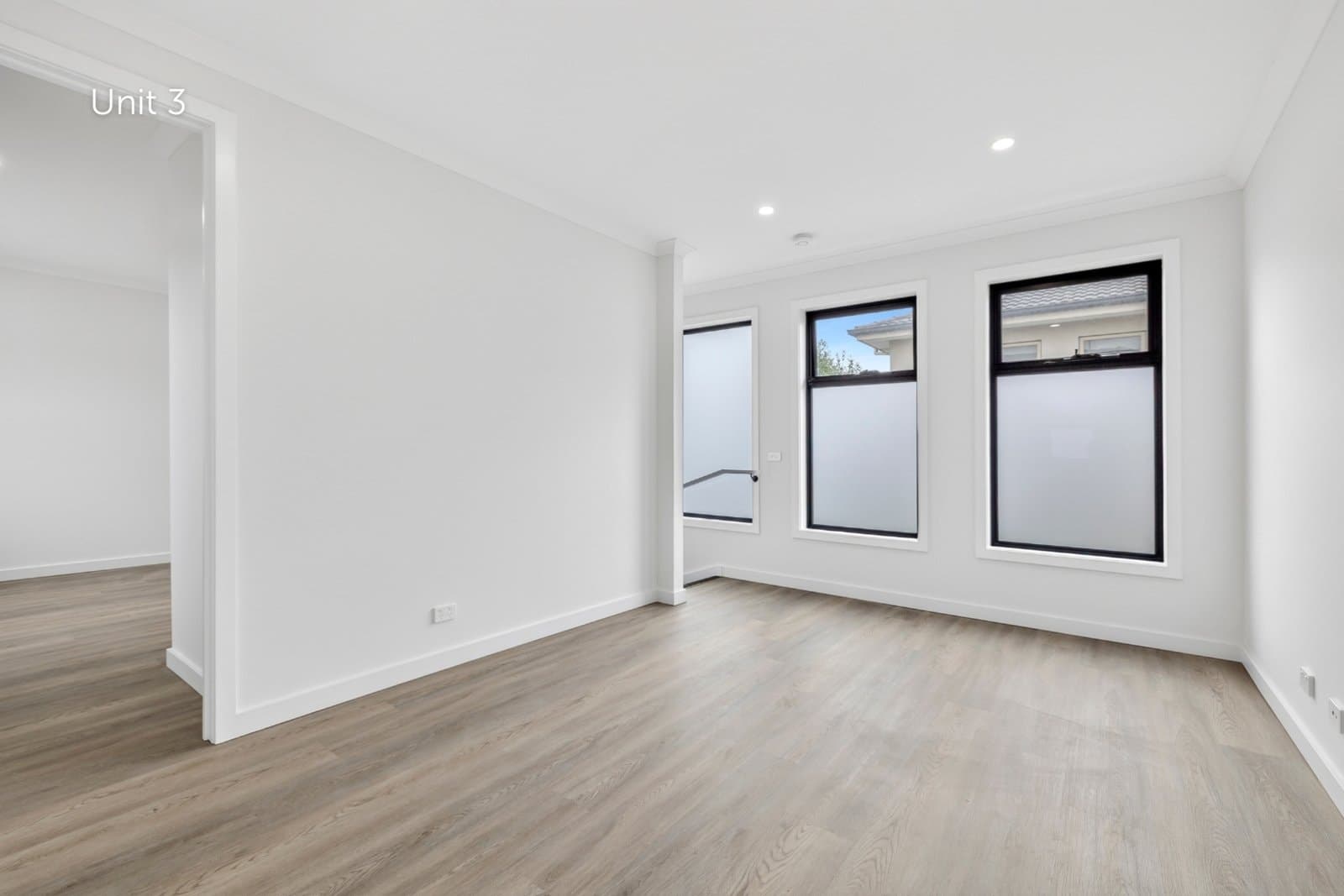 2 & 3/74 Ferntree Gully Road,
                        
                    
                    
                        
                            Oakleigh East, Oakleigh East - Thumbnail 5