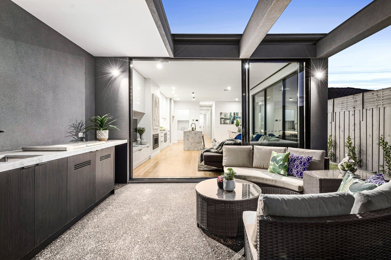 20a & 20b Almurta Road,
                        
                    
                    
                        
                            Bentleigh East, Bentleigh East - Thumbnail 7
