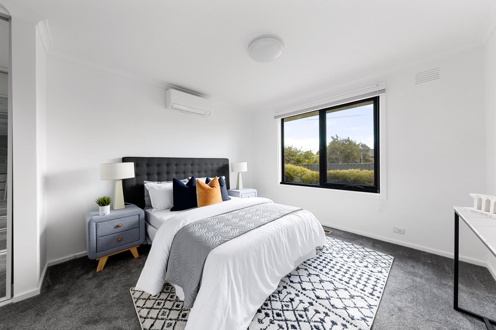 17 Ninevah Crescent, Wheelers Hill, Wheelers Hill - Thumbnail 5
