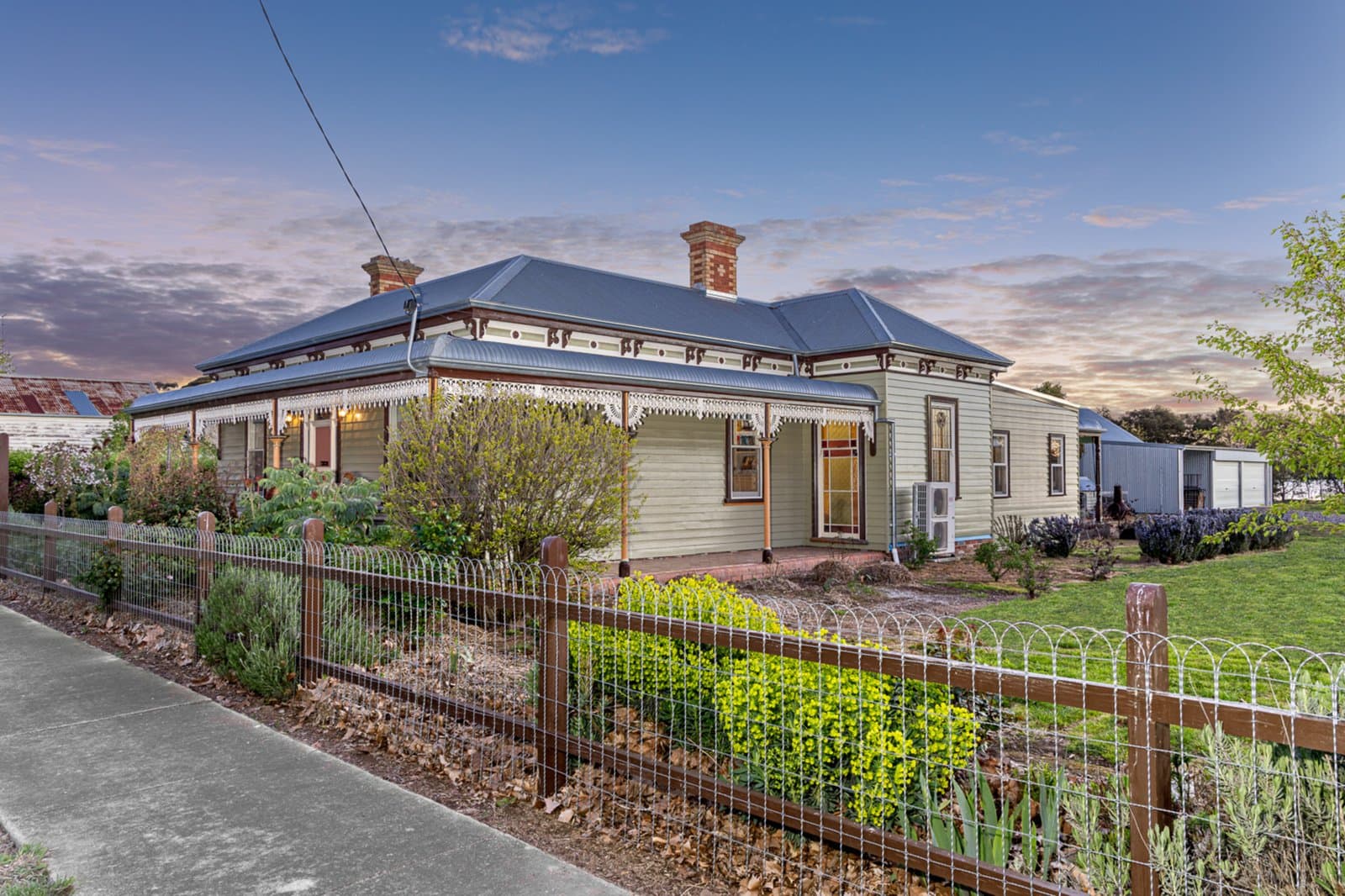 213-215 High Street, Learmonth, Learmonth - Image 1