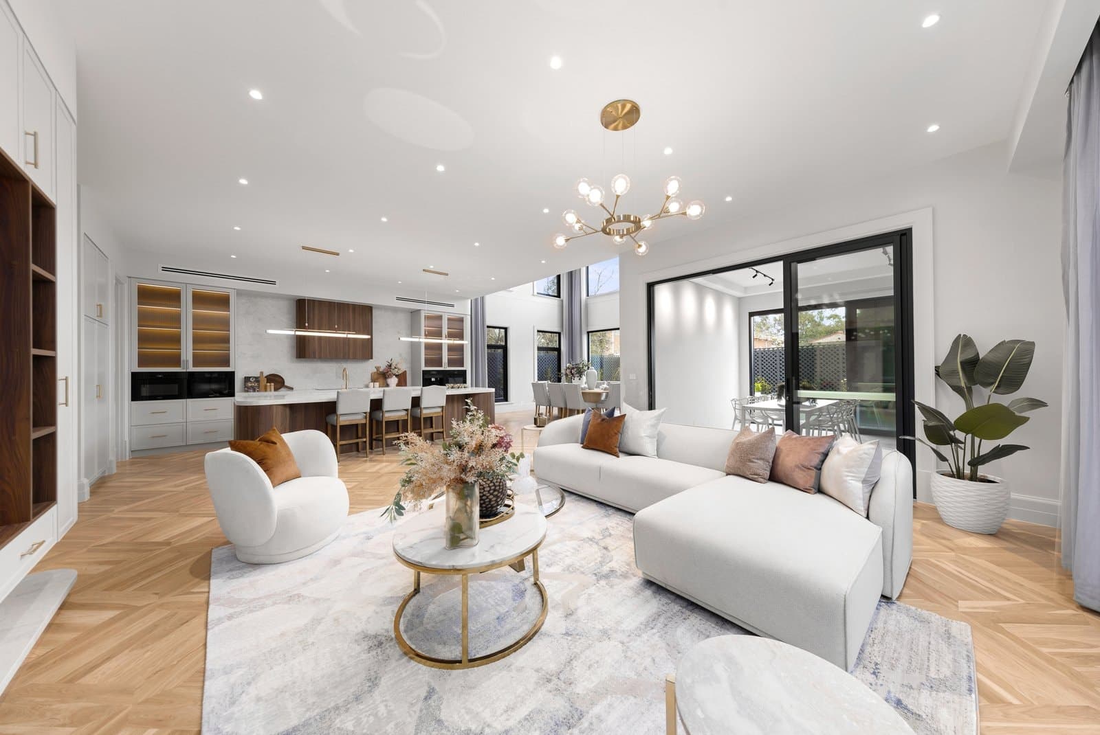 15 Florence Street, Glen Waverley, Glen Waverley - Thumbnail 5