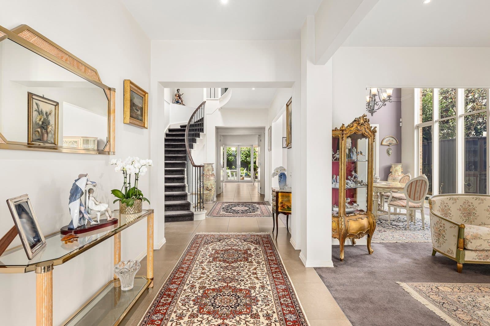 2 Vista Road, Hampton, Hampton - Thumbnail 2