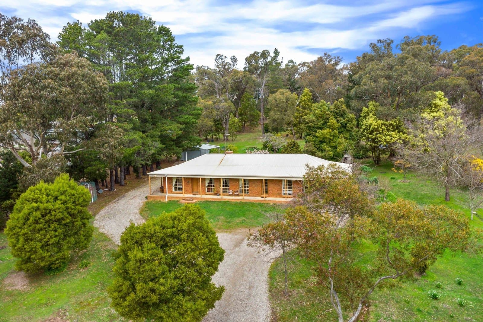 12 White Hills Road, Creswick, Creswick - Image 1