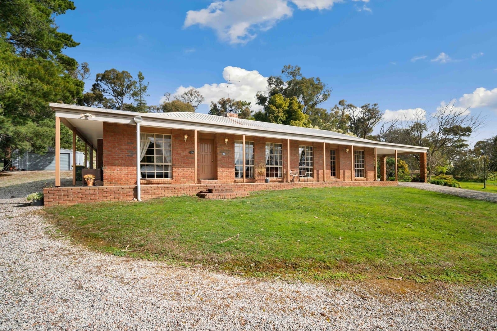 12 White Hills Road, Creswick, Creswick - Thumbnail 2