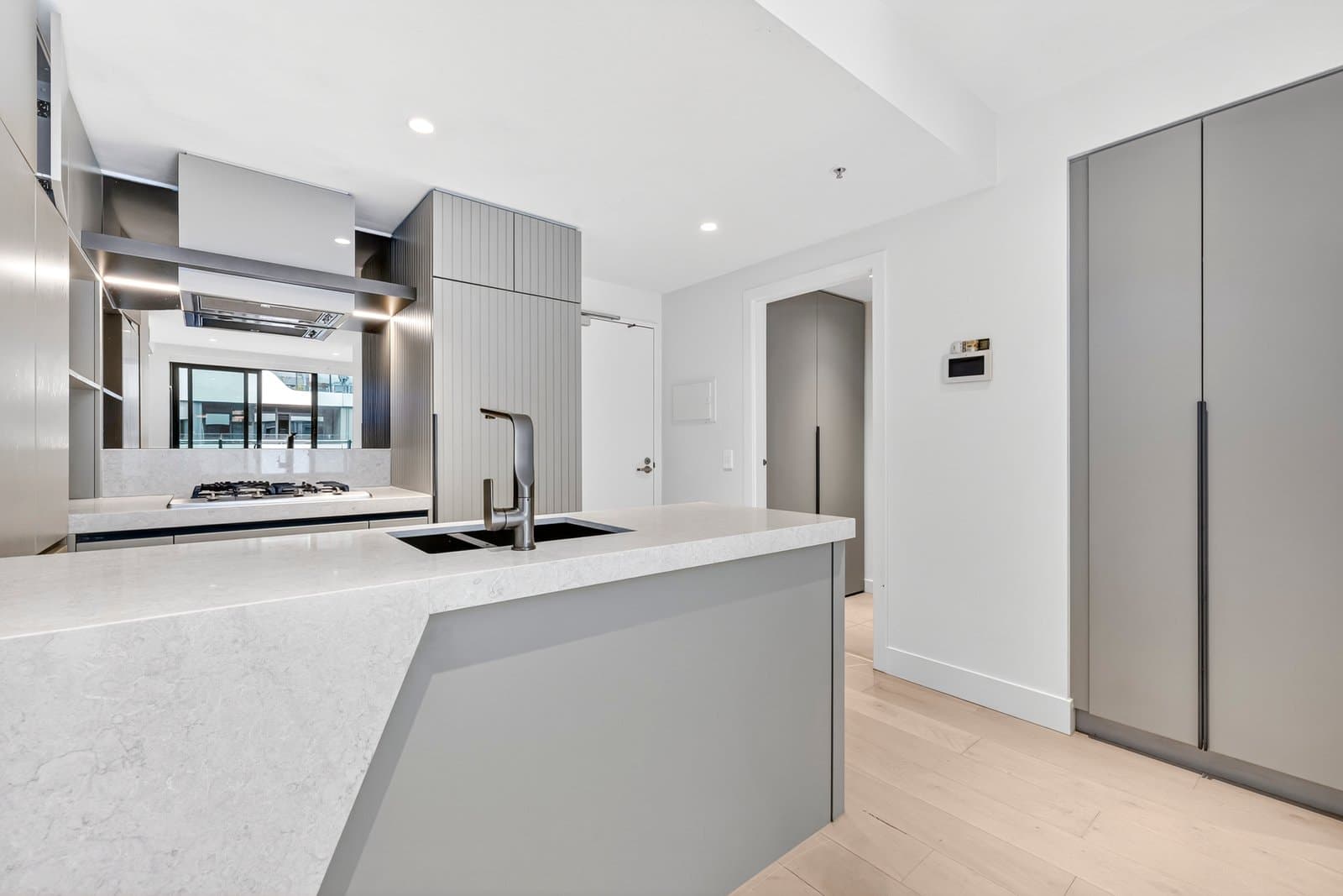 207/35 Camberwell Road, Hawthorn East, Hawthorn East - Thumbnail 4